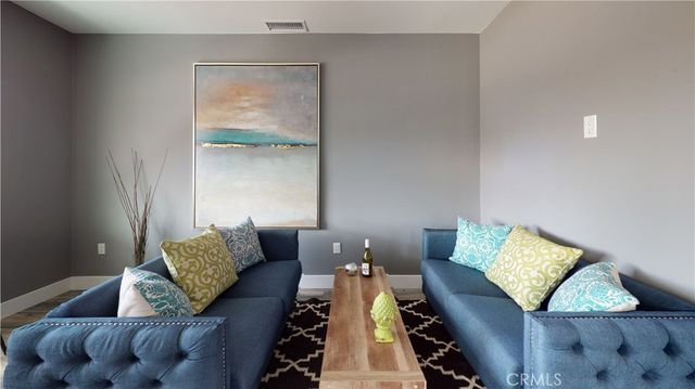 1939 W 36th Place, Los Angeles, CA 90018
