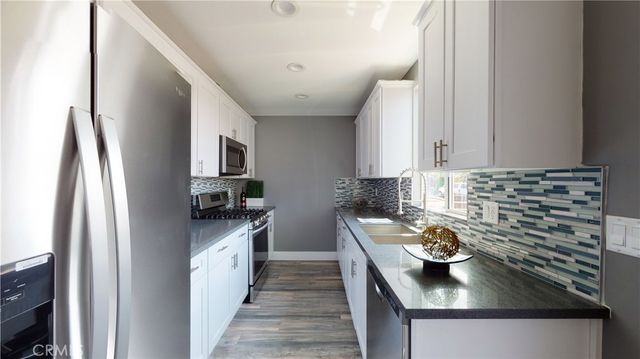 1939 W 36th Place, Los Angeles, CA 90018