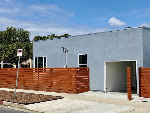 1939 W 36th Place, Los Angeles, CA 90018