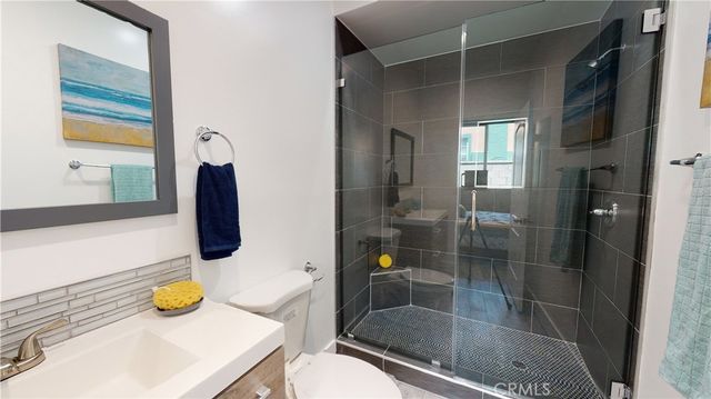 1939 W 36th Place, Los Angeles, CA 90018