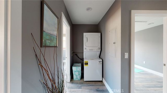 1939 W 36th Place, Los Angeles, CA 90018