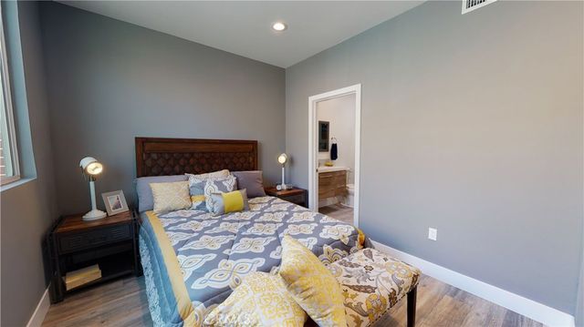 1939 W 36th Place, Los Angeles, CA 90018