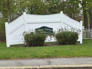 17 Heather Lane 17, Bridgewater, MA 02324