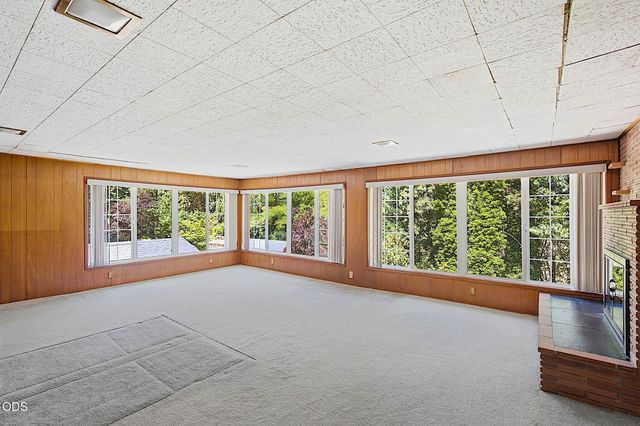 11150 Lower River Road, Grants Pass, OR 97526