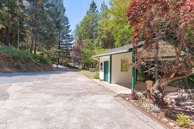 11150 Lower River Road, Grants Pass, OR 97526