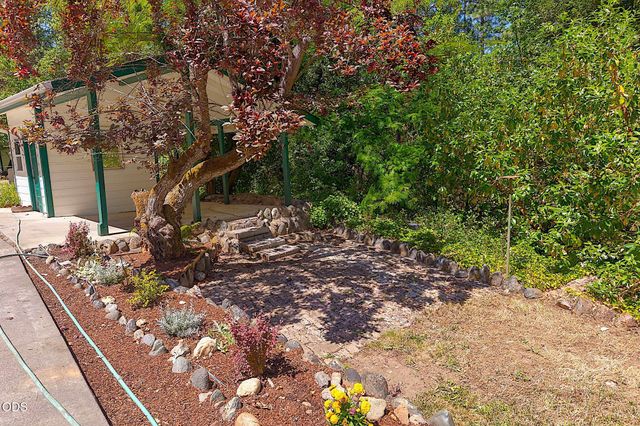 11150 Lower River Road, Grants Pass, OR 97526