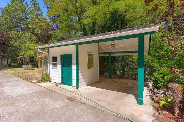 11150 Lower River Road, Grants Pass, OR 97526