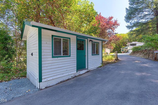 11150 Lower River Road, Grants Pass, OR 97526