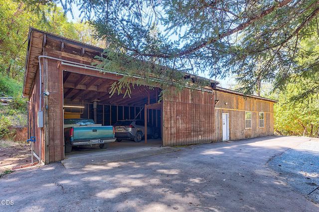 11150 Lower River Road, Grants Pass, OR 97526