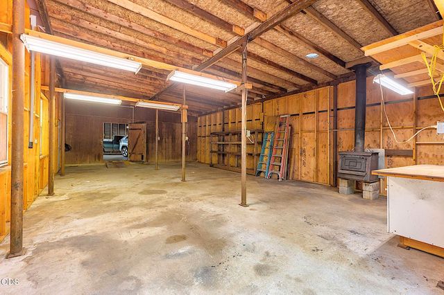 11150 Lower River Road, Grants Pass, OR 97526