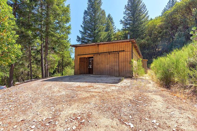 11150 Lower River Road, Grants Pass, OR 97526