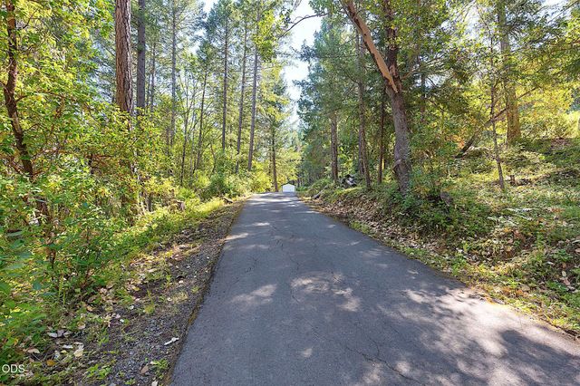 11150 Lower River Road, Grants Pass, OR 97526