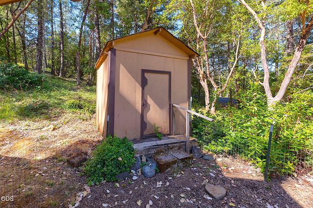 11150 Lower River Road, Grants Pass, OR 97526