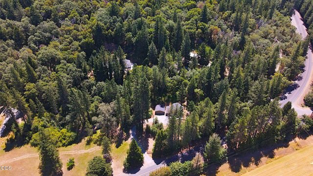 11150 Lower River Road, Grants Pass, OR 97526