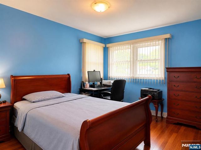 372 Main Street, Bergenfield, NJ 07621