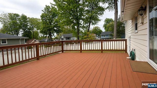 372 Main Street, Bergenfield, NJ 07621