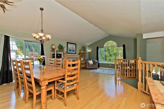 11214 222nd Avenue E, Buckley, WA 98321