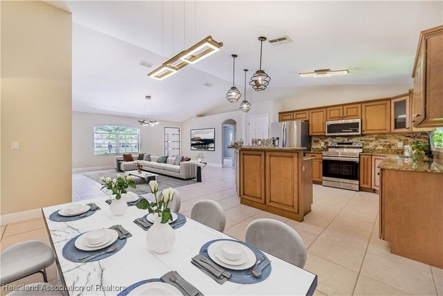 1823 N Olivia Drive, Avon Park, FL 33825