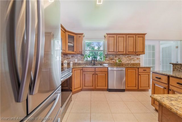 1823 N Olivia Drive, Avon Park, FL 33825