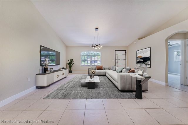 1823 N Olivia Drive, Avon Park, FL 33825