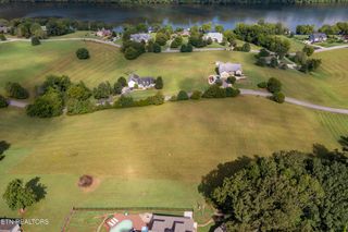 345 Marble Bluff Dr., Kingston, TN 37763