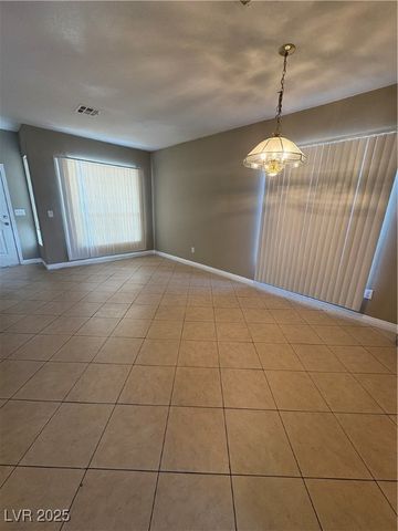1532 Honey Vista Lane, North Las Vegas, NV 89032