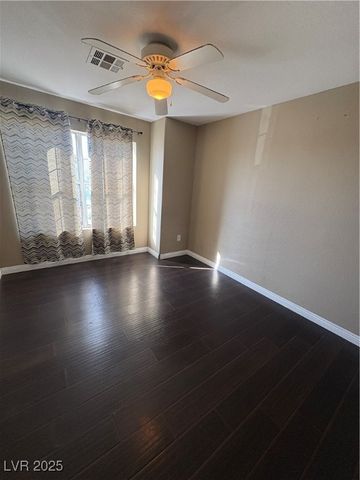 1532 Honey Vista Lane, North Las Vegas, NV 89032