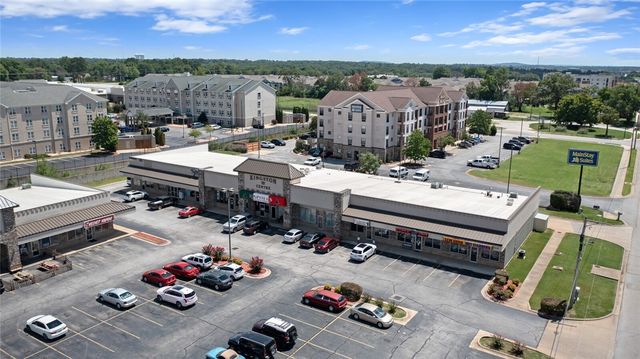 4408 W Walnut Street 9, Rogers, AR 72756