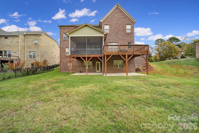 6507 Calvert Commons Drive, Huntersville, NC 28078
