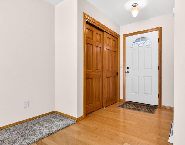 4745 WESTBROOK COURT, Appleton, WI 54913