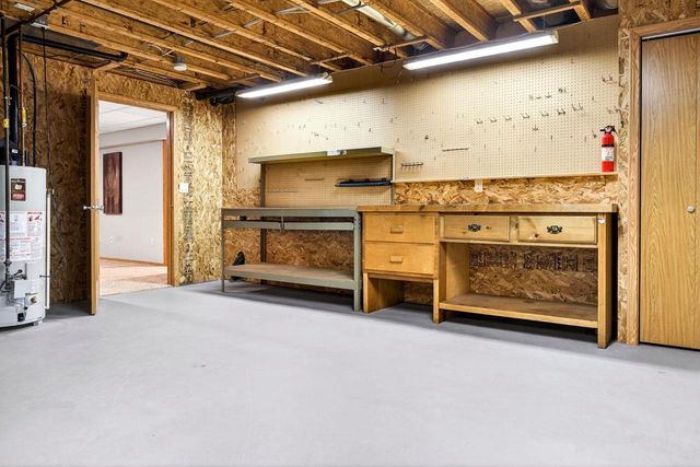 4745 WESTBROOK COURT, Appleton, WI 54913