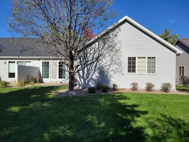 4745 WESTBROOK COURT, Appleton, WI 54913