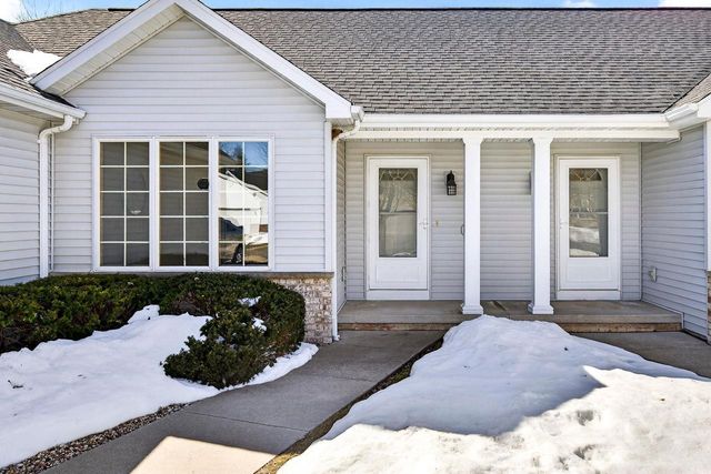 4745 WESTBROOK COURT, Appleton, WI 54913