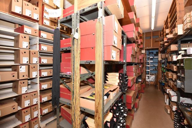 5419 S 108th STREET, Hales Corners, WI 53130