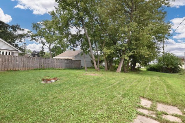 5419 S 108th STREET, Hales Corners, WI 53130