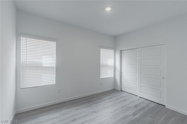 9958 Kimura Hills Avenue, Las Vegas, NV 89129