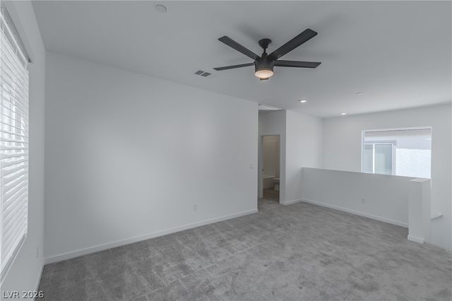 9958 Kimura Hills Avenue, Las Vegas, NV 89129