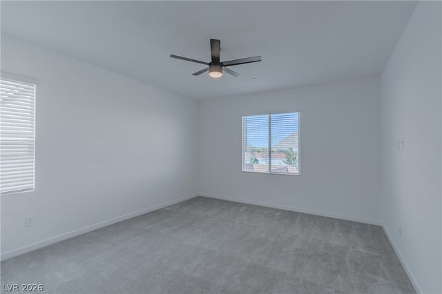 9958 Kimura Hills Avenue, Las Vegas, NV 89129