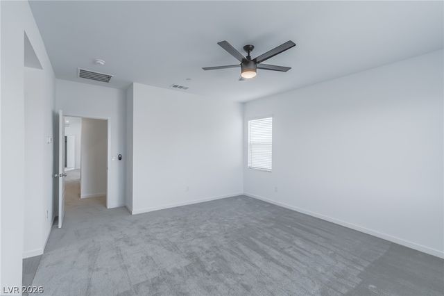 9958 Kimura Hills Avenue, Las Vegas, NV 89129