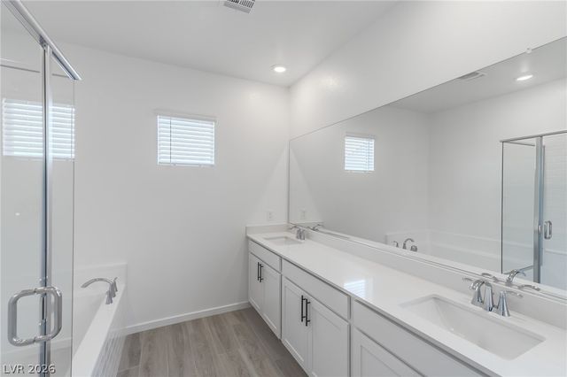 9958 Kimura Hills Avenue, Las Vegas, NV 89129