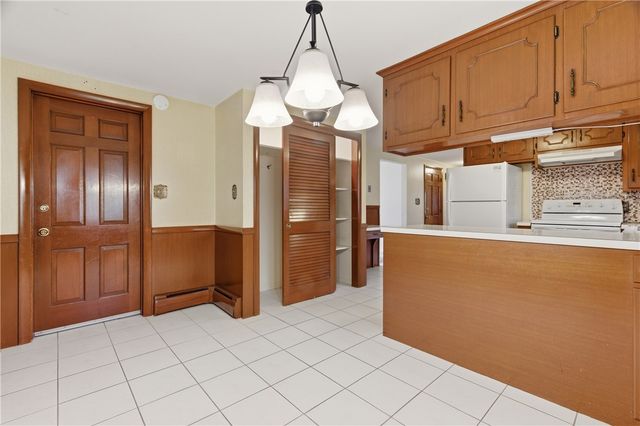 2 High Ridge Drive, Cumberland, RI 02864