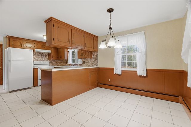 2 High Ridge Drive, Cumberland, RI 02864