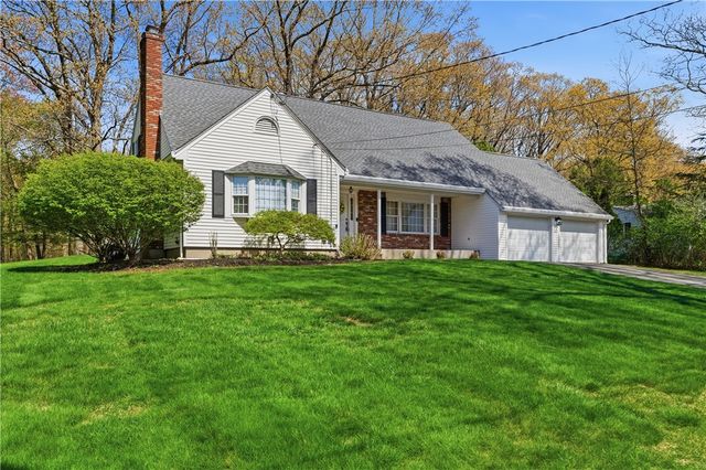 2 High Ridge Drive, Cumberland, RI 02864