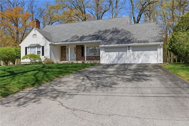 2 High Ridge Drive, Cumberland, RI 02864