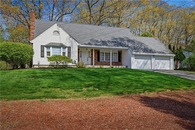 2 High Ridge Drive, Cumberland, RI 02864