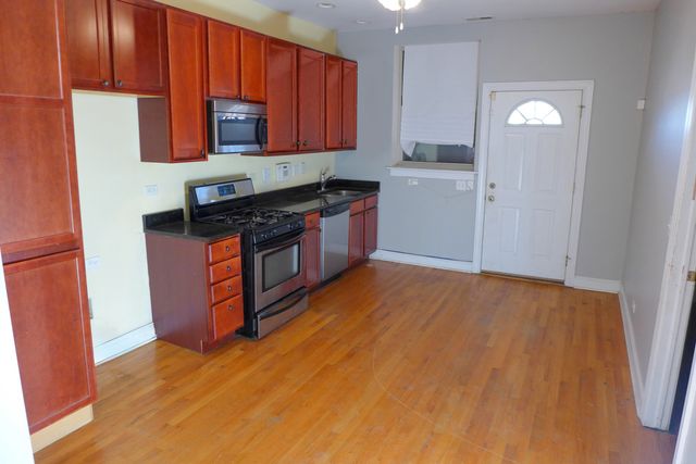 6210 S Evans Avenue 3, Chicago, IL 60637