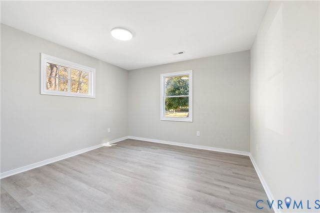 2340 Fernbrook Dr, Richmond, VA 23224