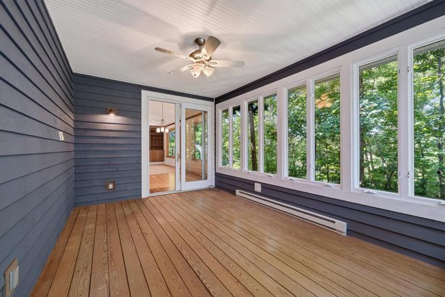 1300 Kings Lynn Road, Stoughton, WI 53589