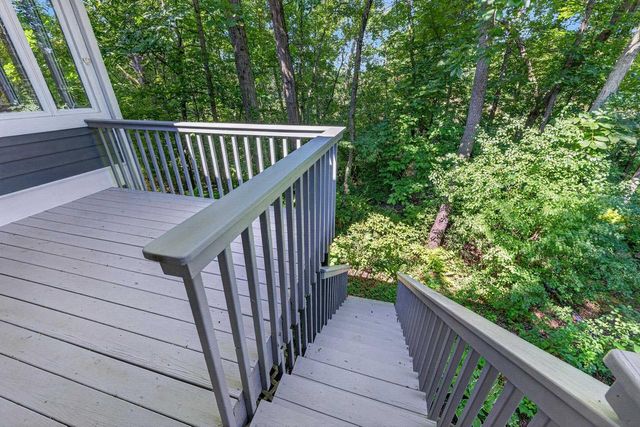 1300 Kings Lynn Road, Stoughton, WI 53589