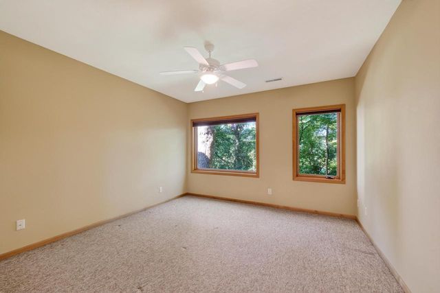1300 Kings Lynn Road, Stoughton, WI 53589
